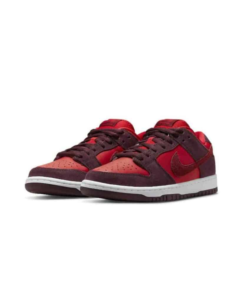 nike sb dunk low cherry itsu maroc 1