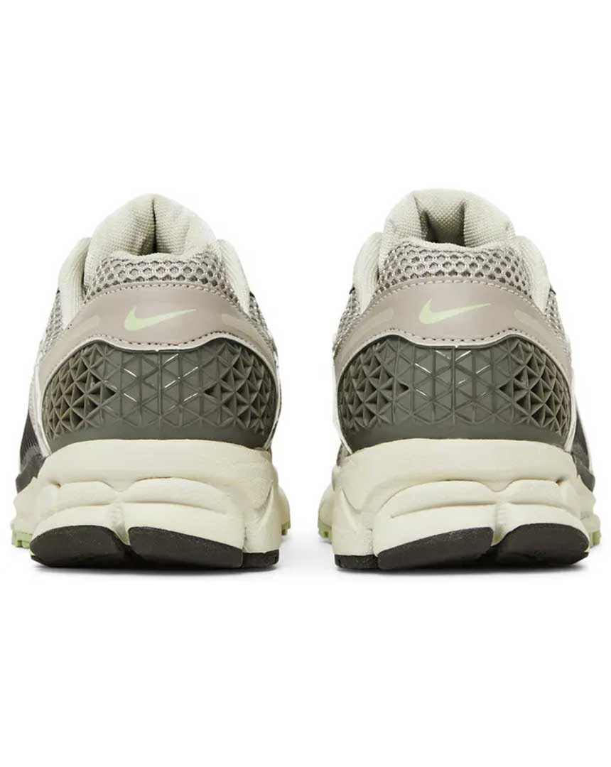 Nike Air Zoom Vomero 5 livraison Maroc Itsu