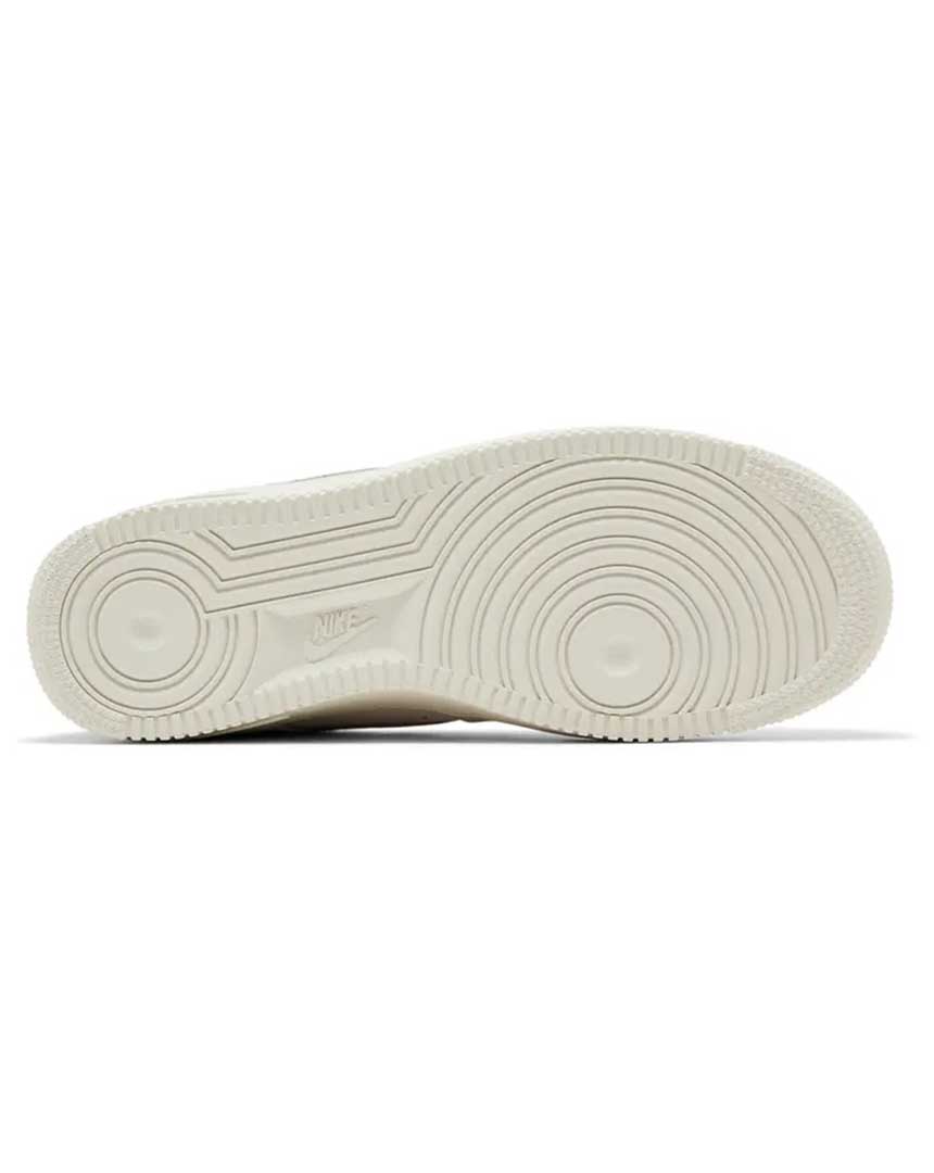 nike femme air force 1 07 se sail glittery suede hq3499 100 Maroc 4